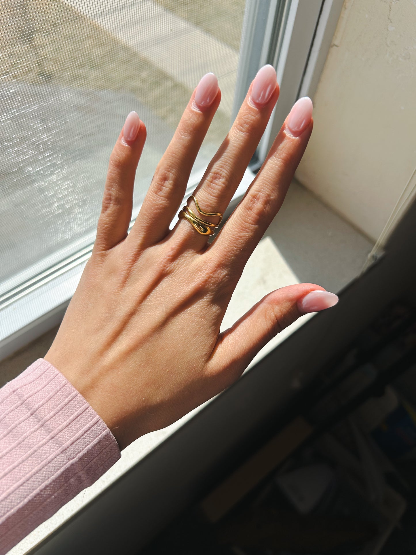 Ride the Wave Abstract Ring