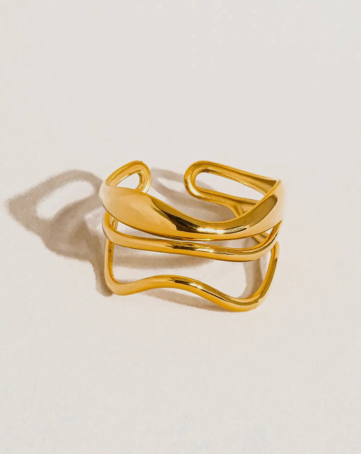 Ride the Wave Abstract Ring